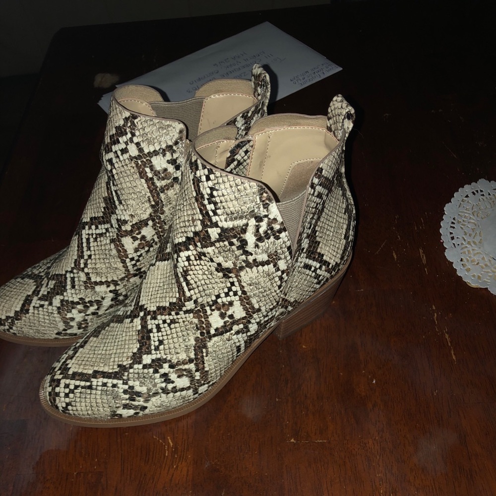 ALDO boots . Brand new!